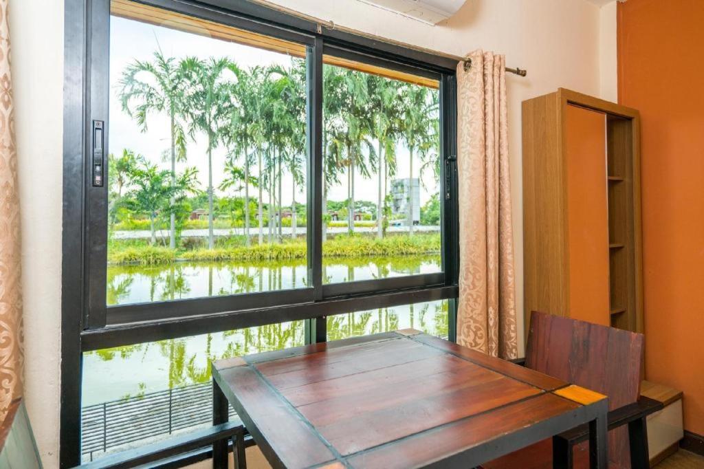 Prew Lom Chom Nam Resort Ban Phan Sadet Nok Exteriér fotografie