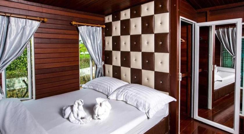 Prew Lom Chom Nam Resort Ban Phan Sadet Nok Exteriér fotografie