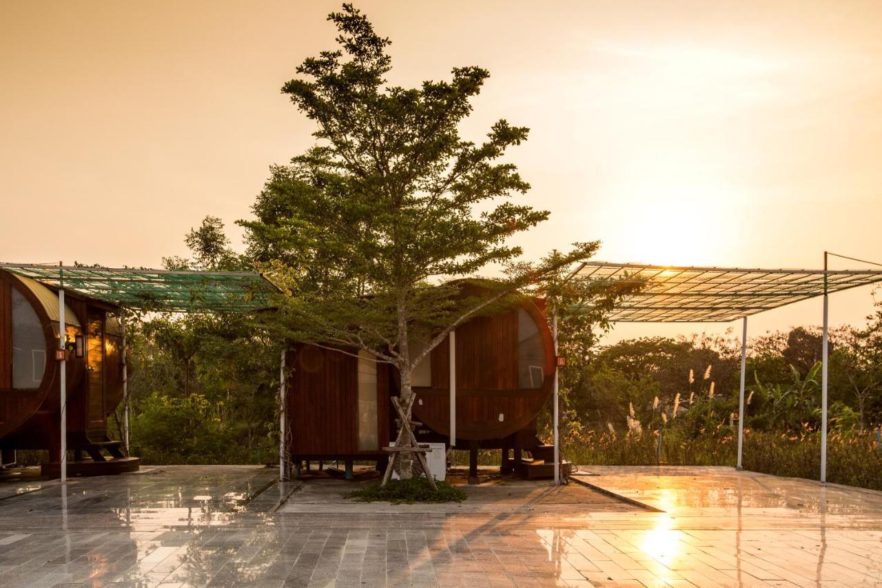Prew Lom Chom Nam Resort Ban Phan Sadet Nok Exteriér fotografie